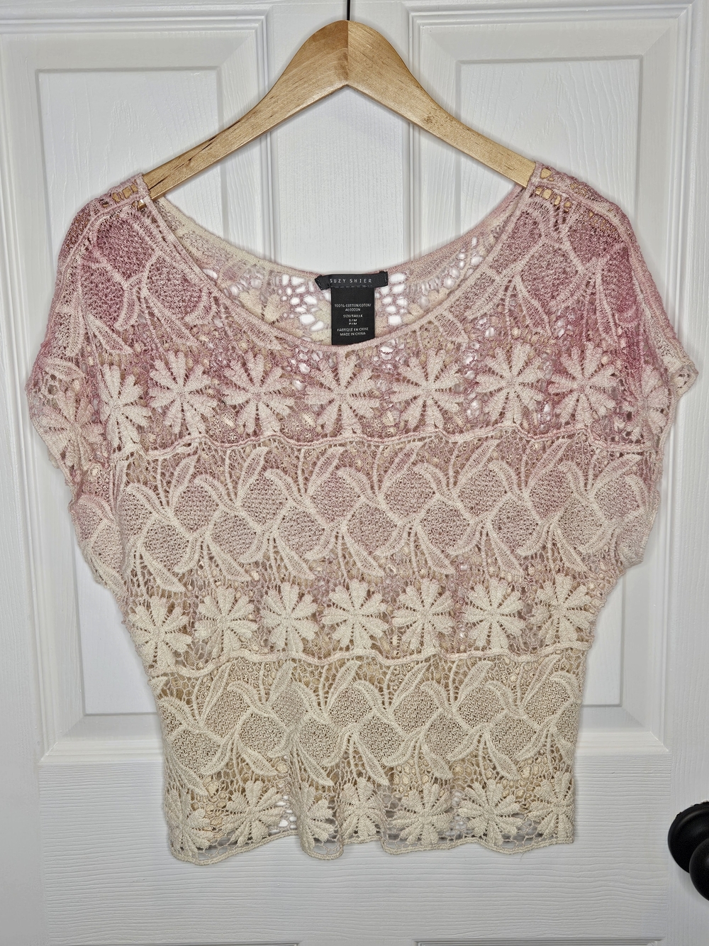 Suzy Shier Short Sleeve Lace Top Pink Ombre Size M